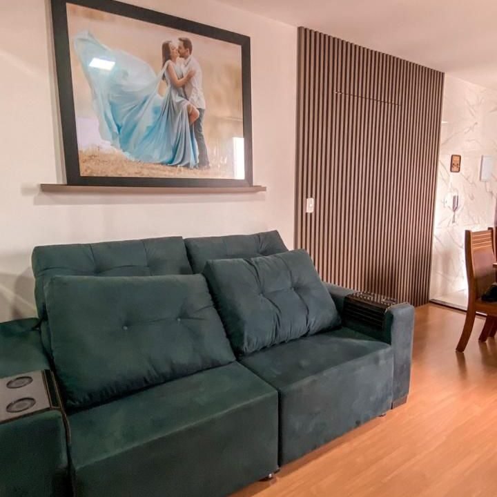 f1b0b0a4-41e2-4e22-9631-540d8e6b1def